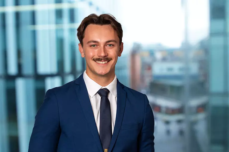 Alex-Schinkel 768 x 510px