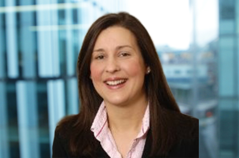 Lindsey Houghton 768 x 510px