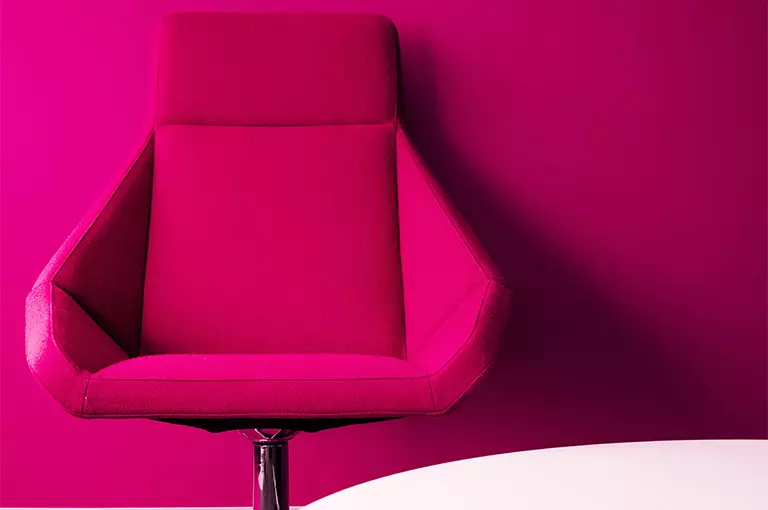 Large image rubine chair 