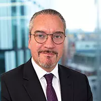 Alistair Reid200 x 200px