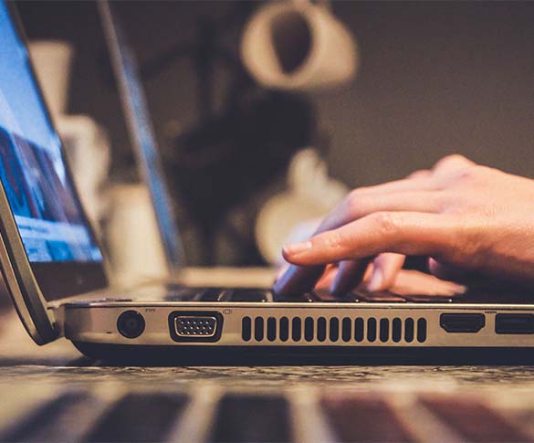 0006 Webinar 585x485px